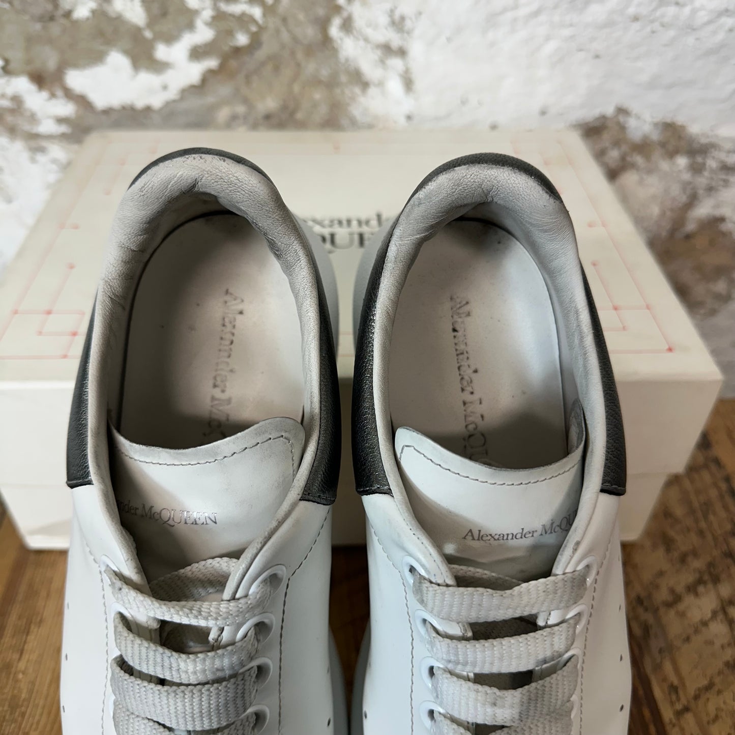 Alexander Mcqueen Silver Tab White Sneaker Sz 6.5 (39)