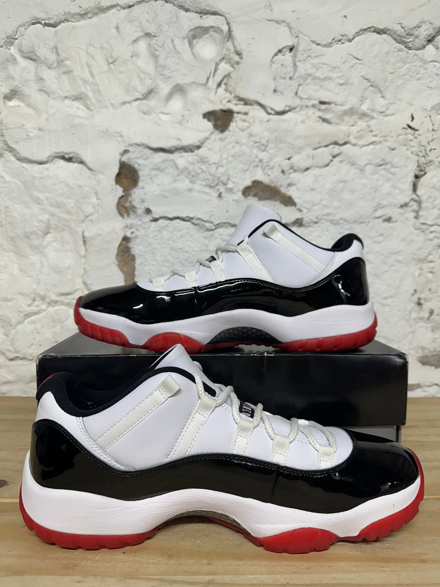 Air Jordan 11 Low Concord Bred Sz 13