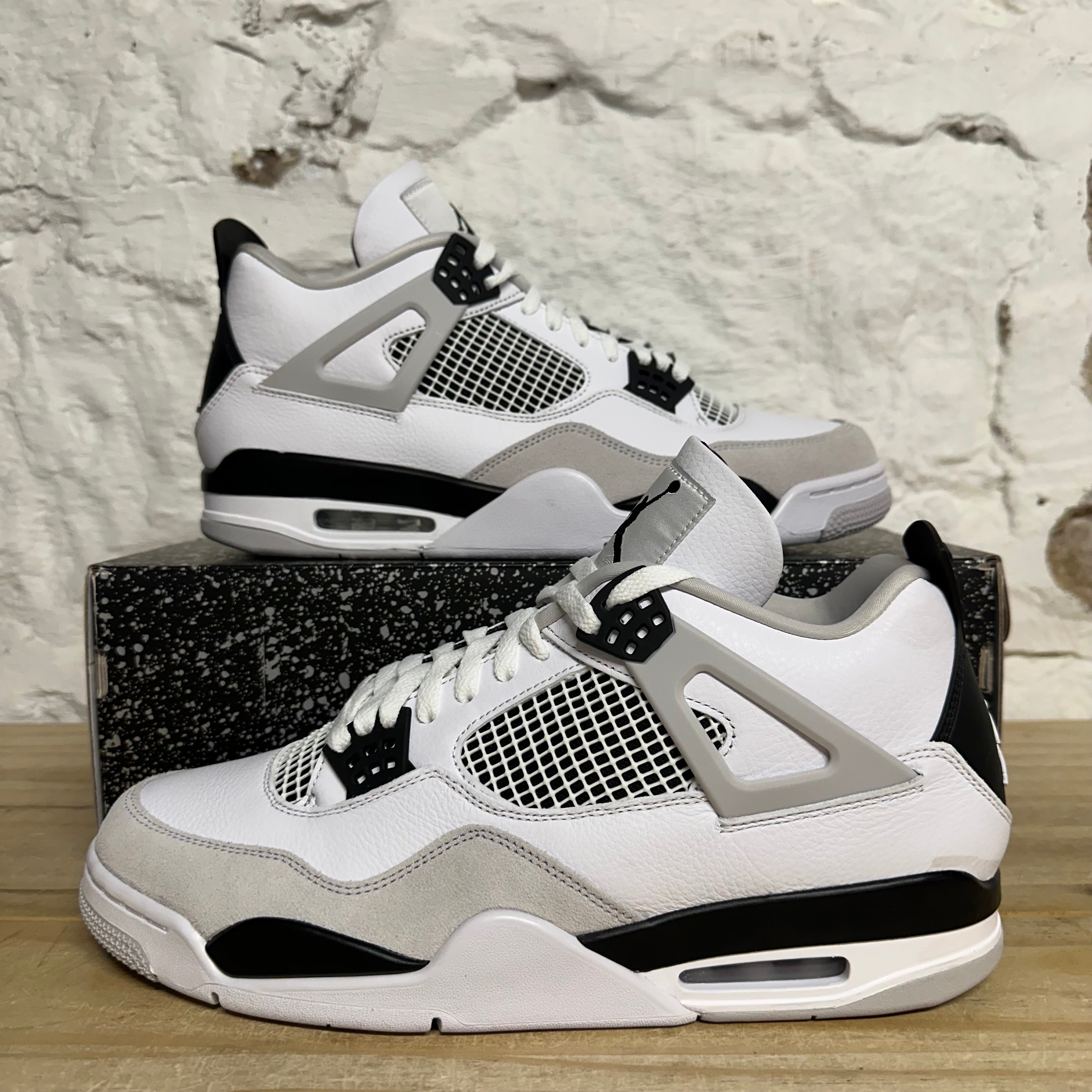 Air Jordan 4 Military Black Sz 13 DS