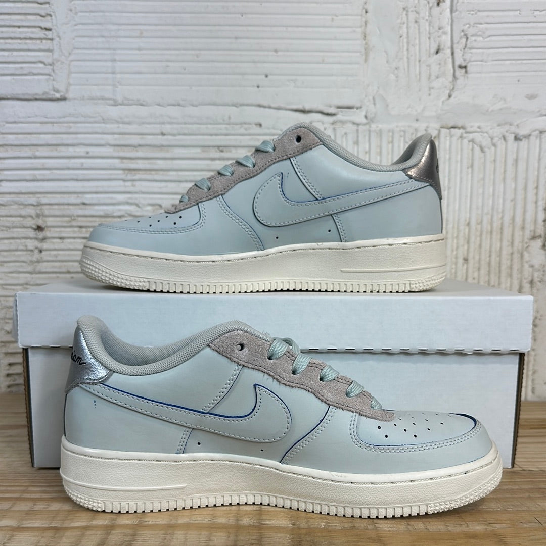 Air Force 1 Devin Booker Moss Point Sz 7Y