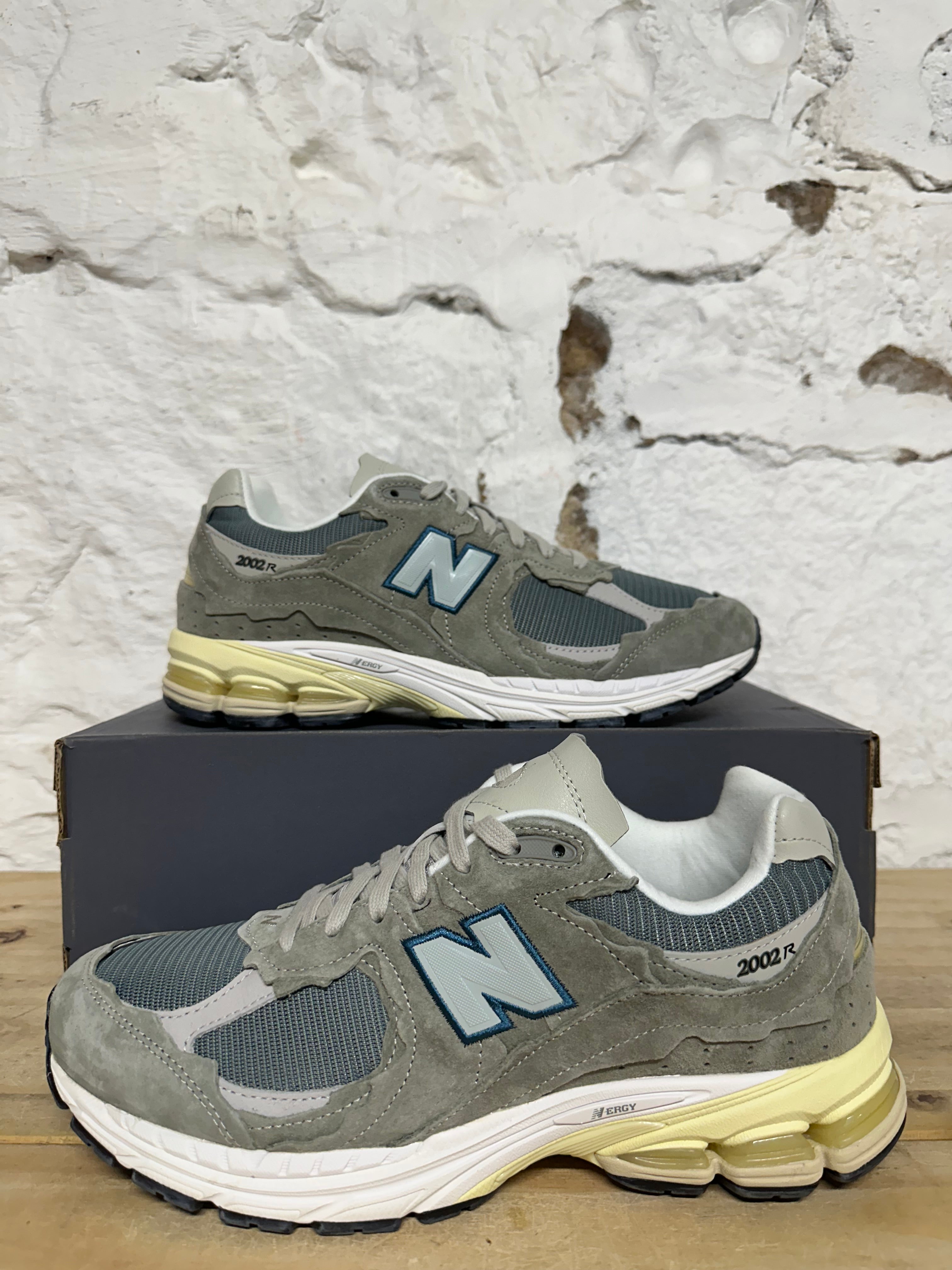 New Balance 2002R Protection Pack Mirage Grey Sz 10 DS