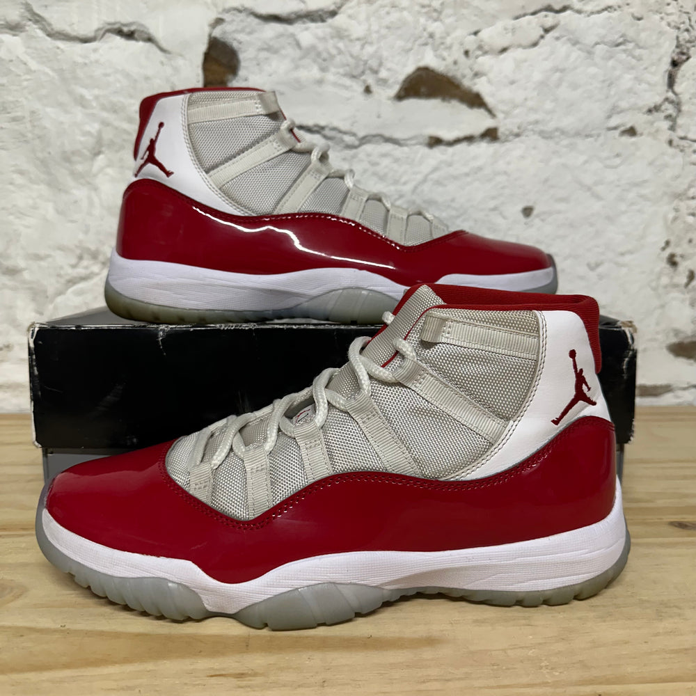 Air Jordan 11 High Cherry (2022) Sz 10.5
