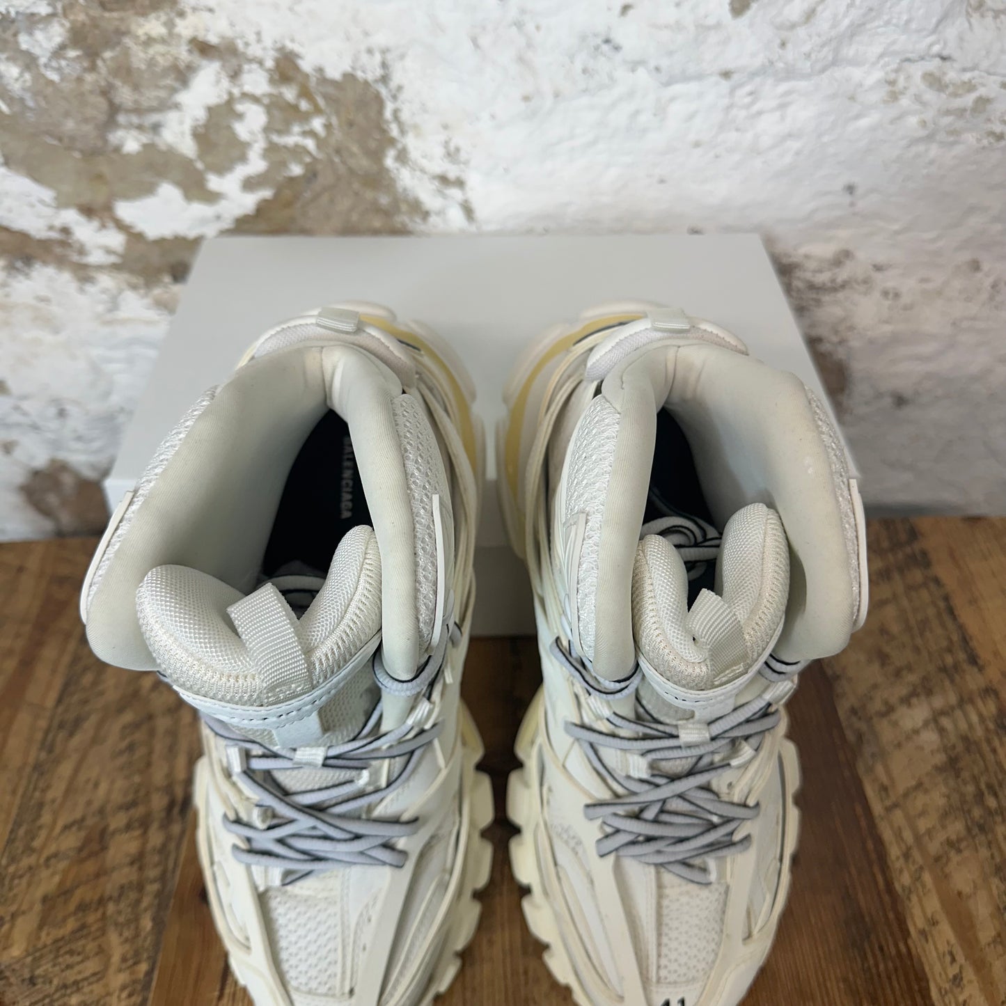 Balenciaga High Track Runner White Cream Sneaker Sz 8 (41) No Box