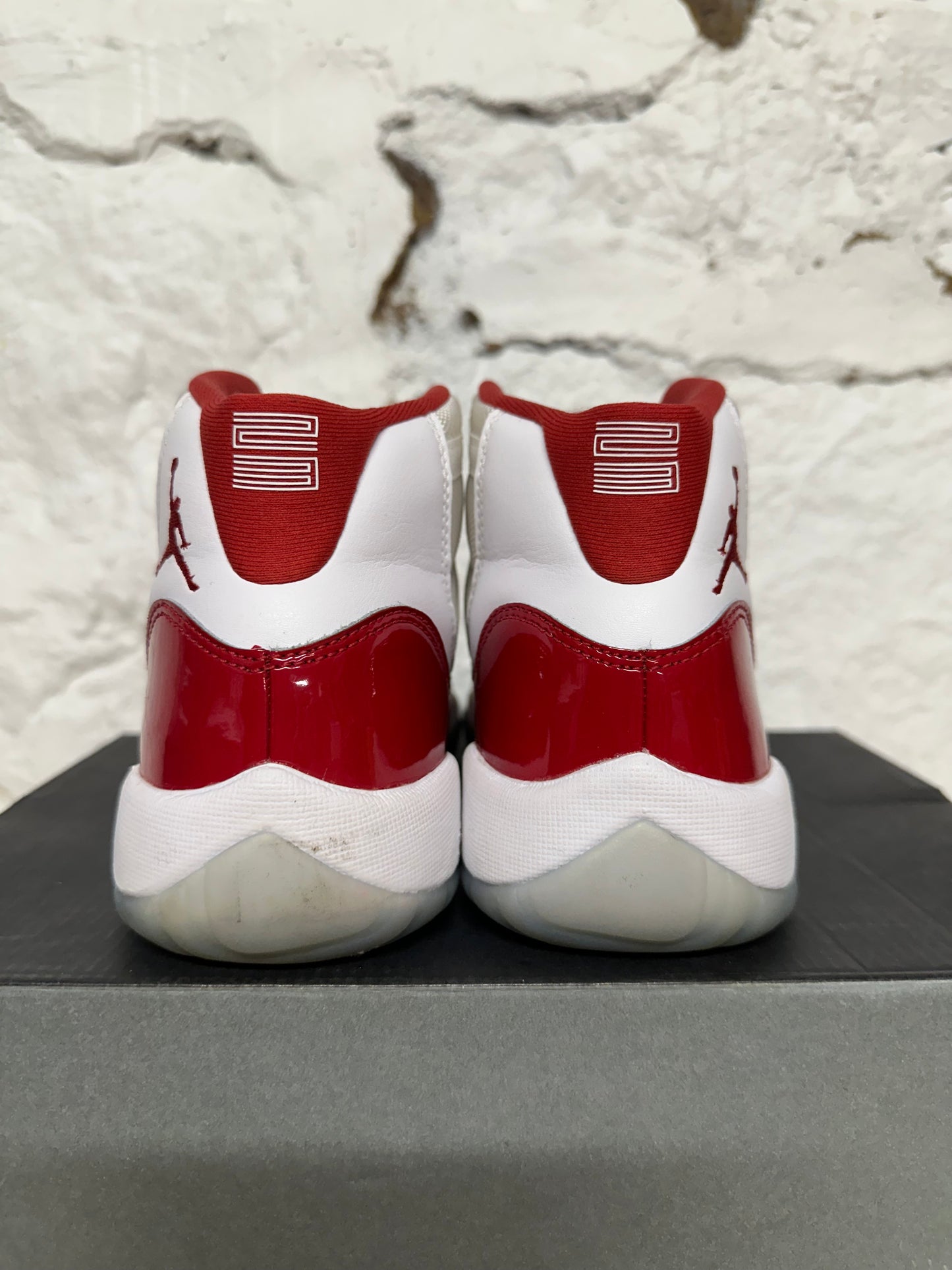 Air Jordan 11 High Cherry Sz 6.5Y