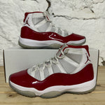 Air Jordan 11 Cherry Sz 8