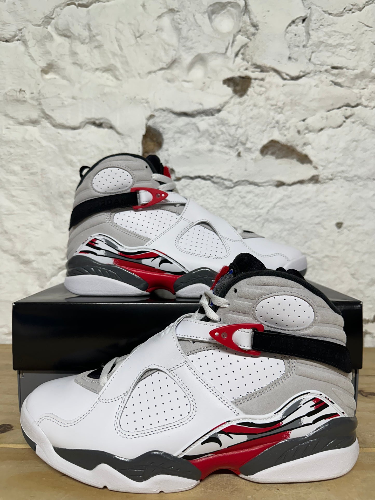 Air Jordan 8 Bugs Bunny (2025) Sz 8.5