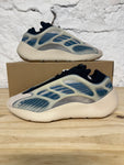 Yeezy 700 V3 Kyanite Sz 11 DS