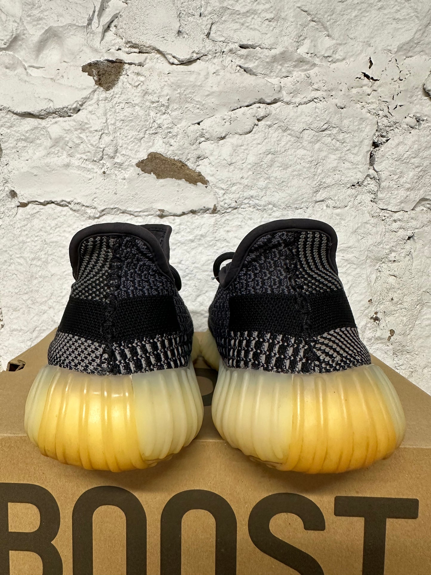 Yeezy 350 Carbon Sz 11