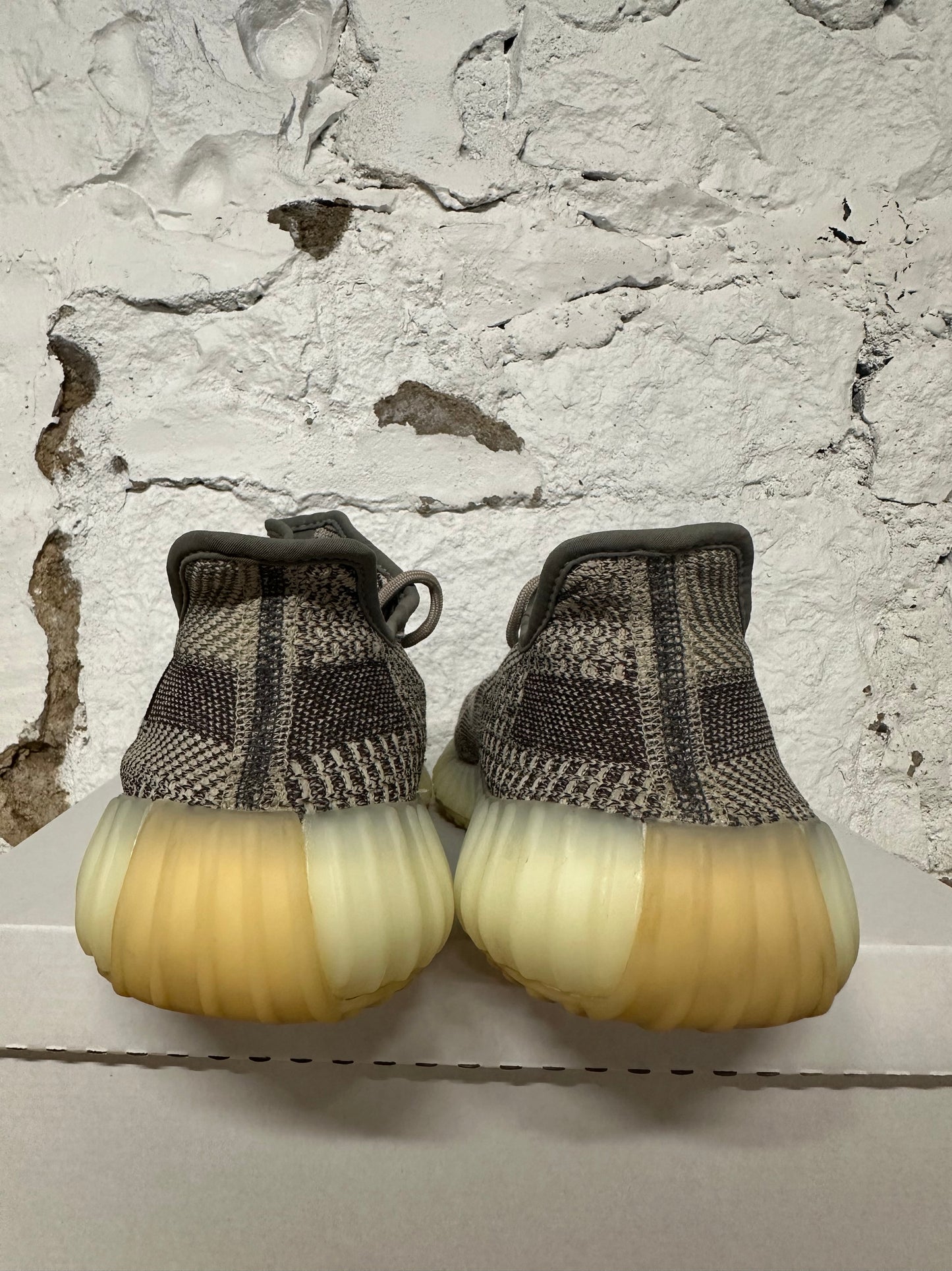 Yeezy 350 V2 Zyon Sz 11.5