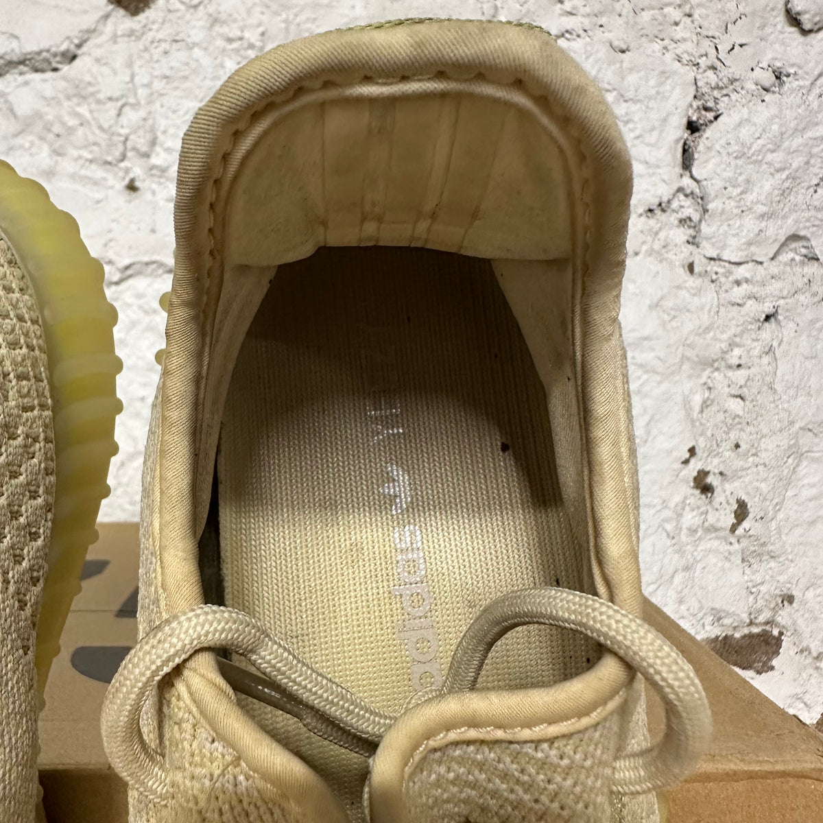 Yeezy 350 V2 Flax Sz 10