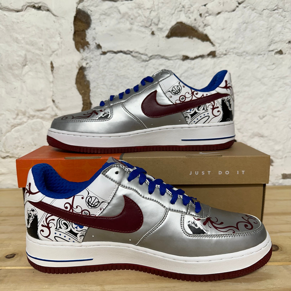 Nike Air Force 1 Low LeBron Collection Royale Sz 10 DS