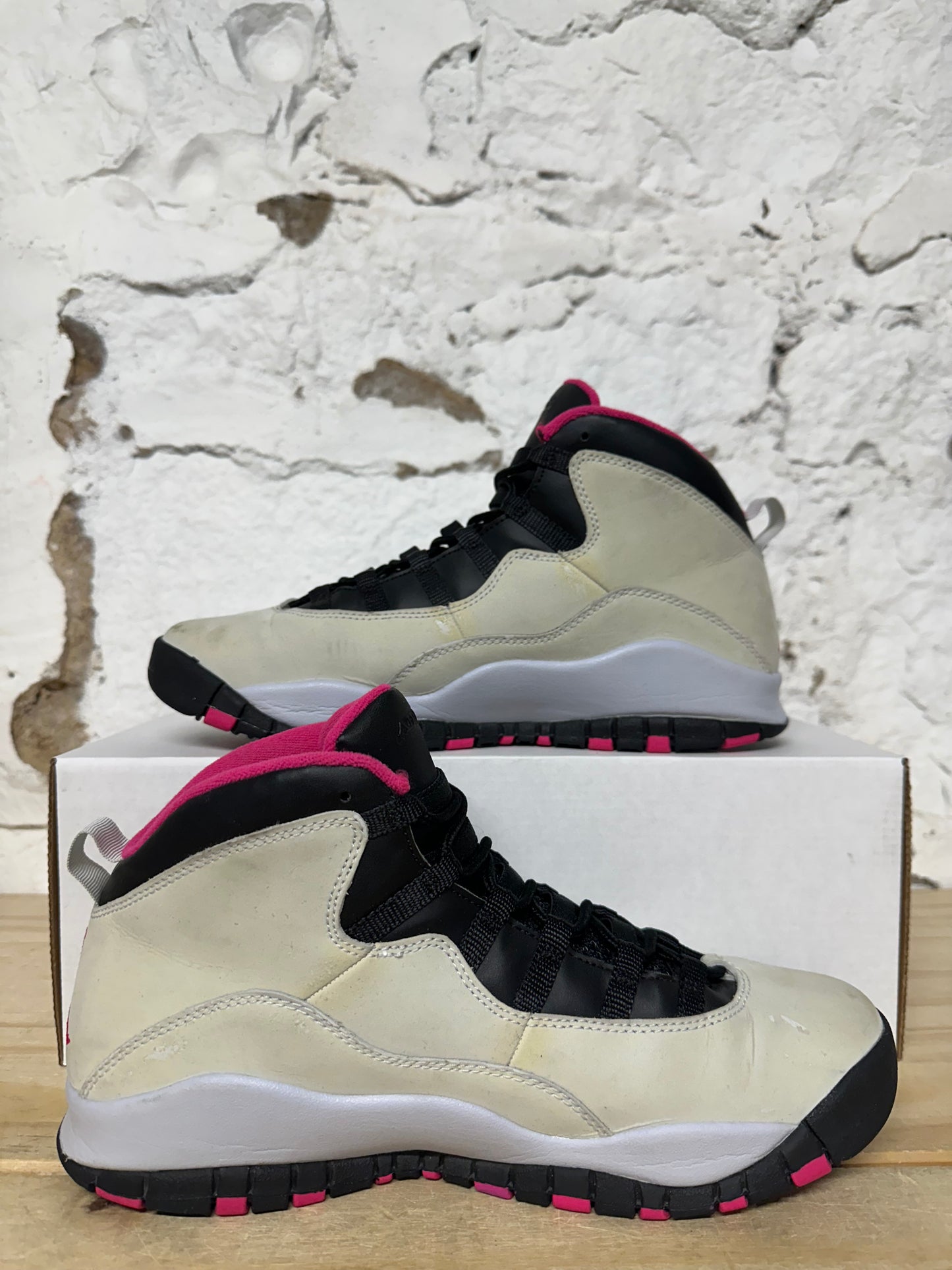 Air Jordan 10 Vivid Pink Sz 8.5Y