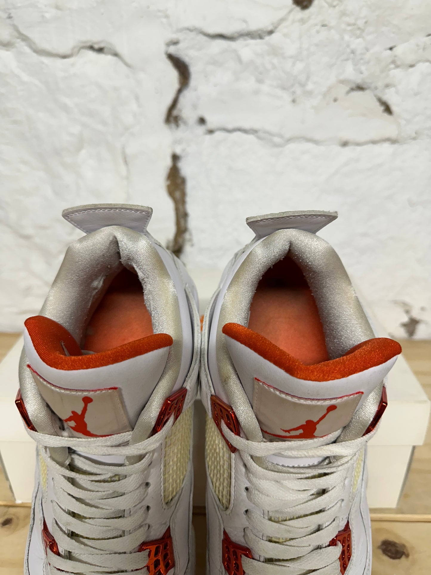 Air Jordan 4 Orange Metallic Sz 10.5