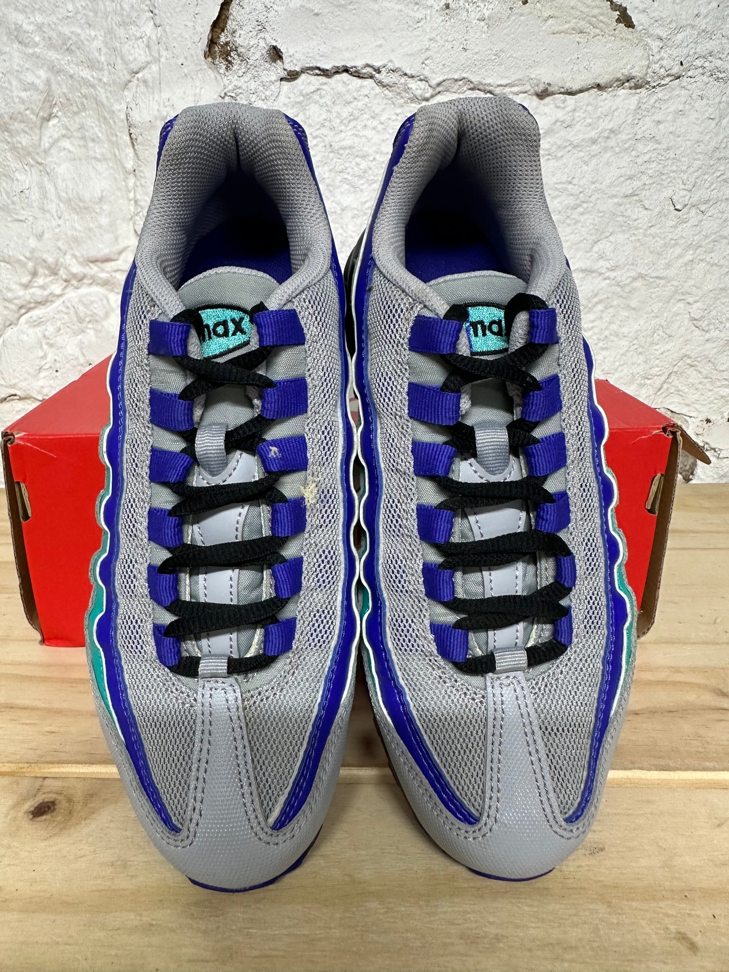 Nike Air Max 95 Indigo Burst Sz 5.5Y