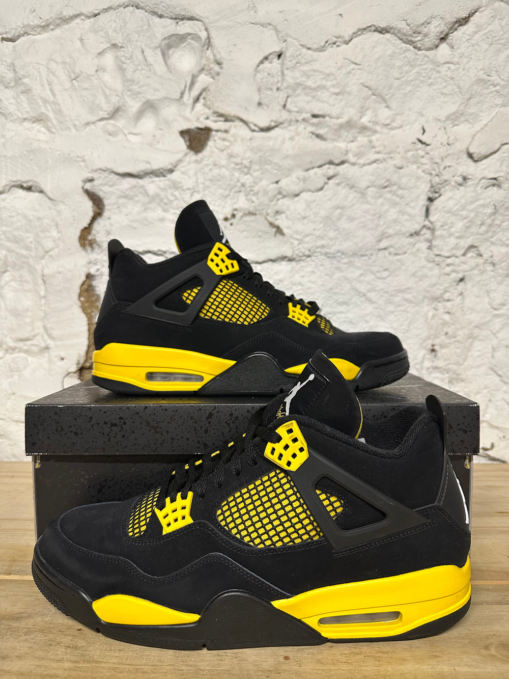 Air Jordan 4 Thunder Sz 12
