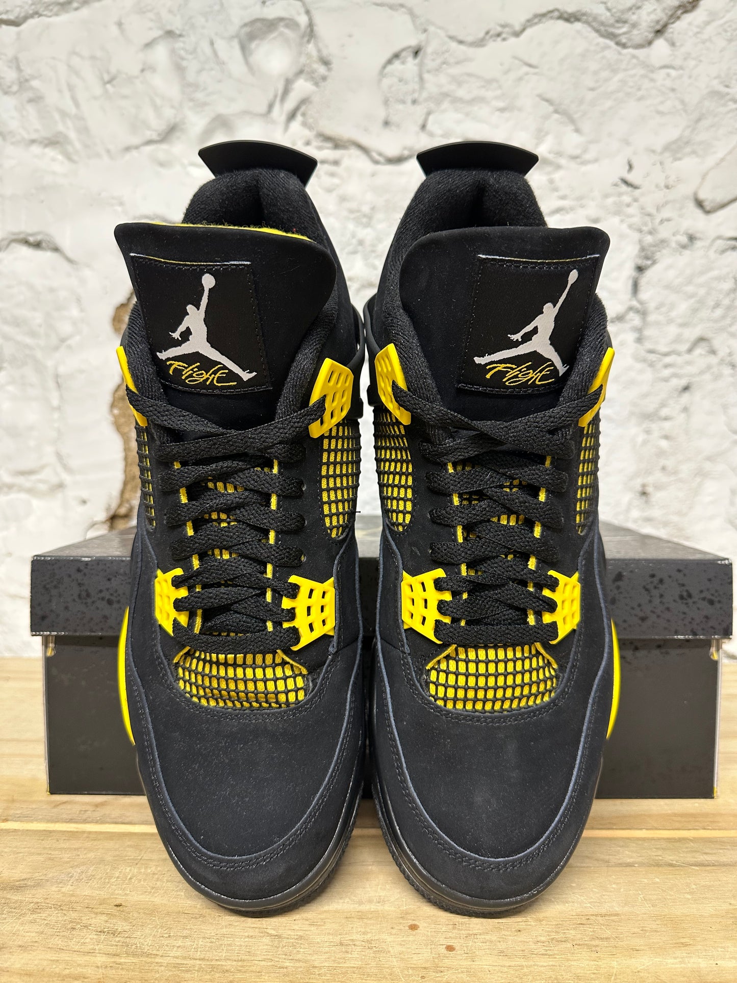 Air Jordan 4 Thunder Sz 12