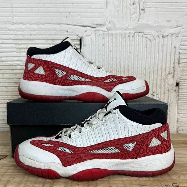 Jordan 11 retro low ie white gym red best sale