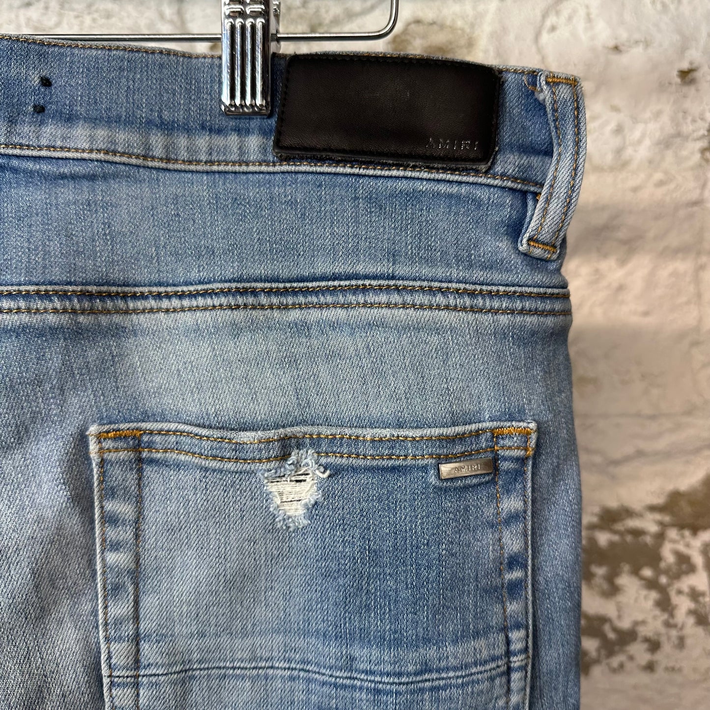 Amiri MX1 Aloha Patch Blue Denim Jeans Sz 33