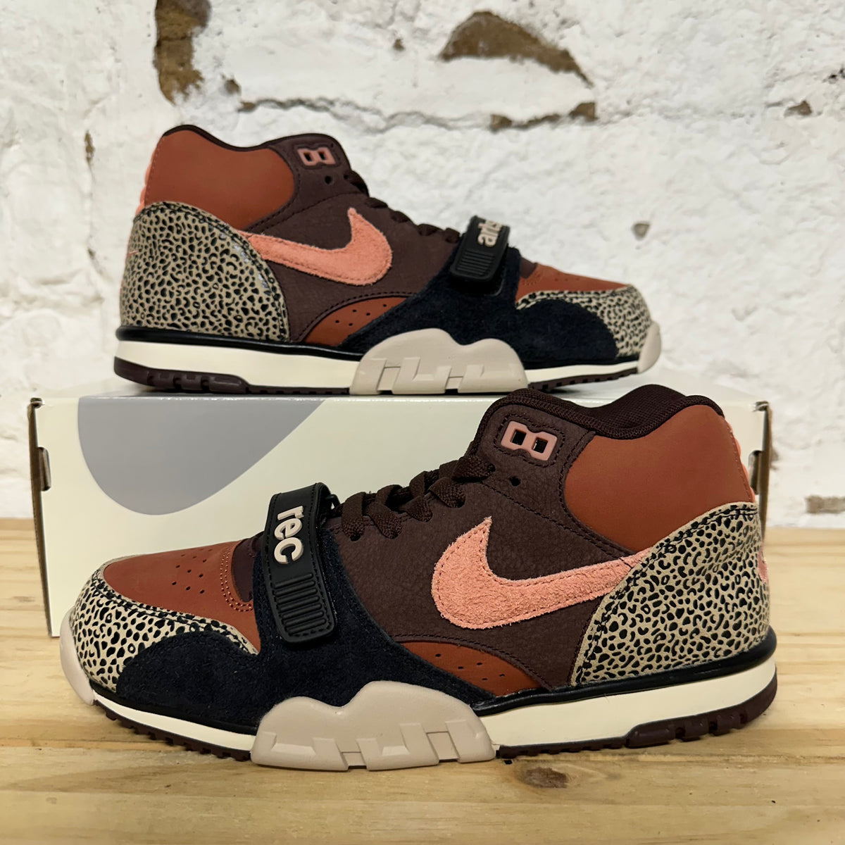 Nike SB Air Trainer 1 Arts-Rec Limsetone Sz 8.5 DS