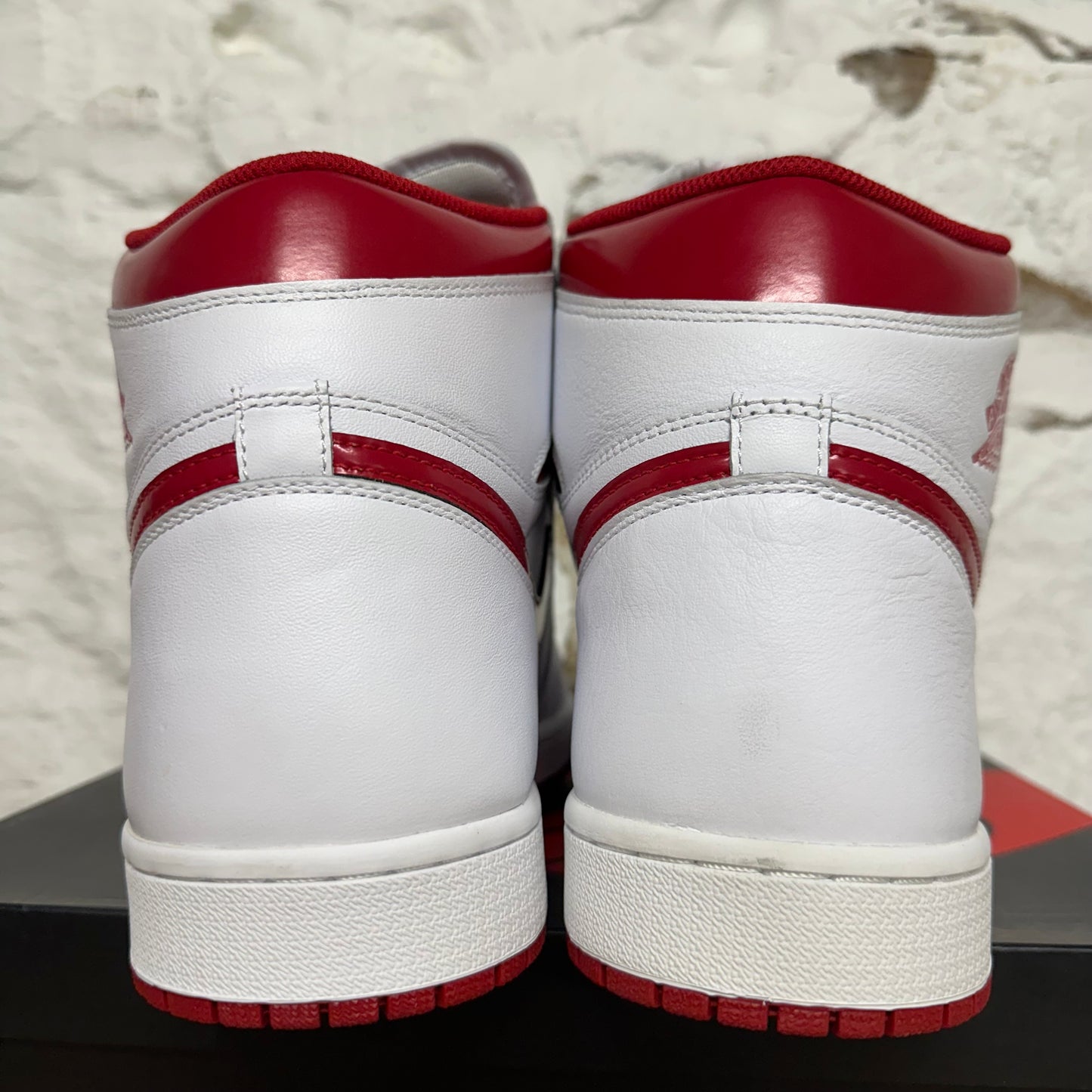 Air Jordan 1 High Metallic Red Sz 14 DS