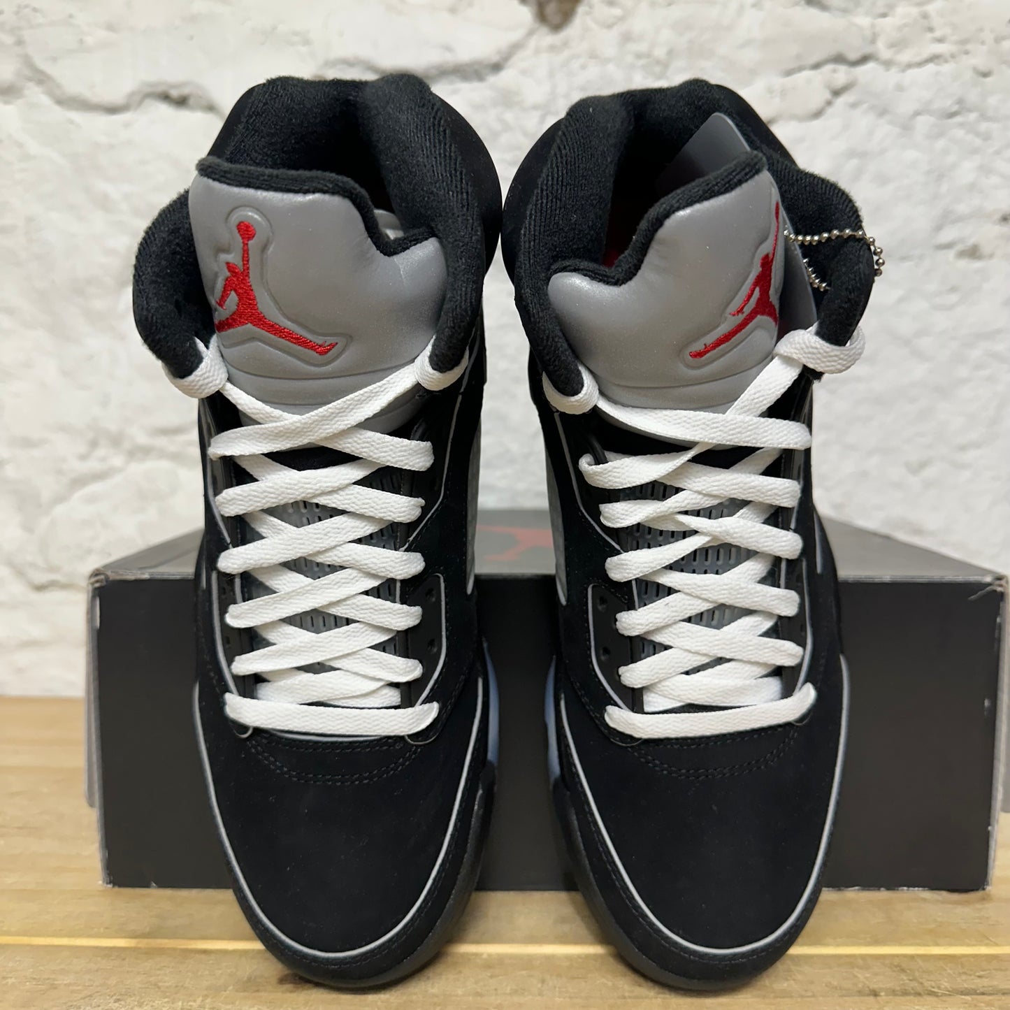 Air Jordan 5 Black Metallic Sz 8.5 DS