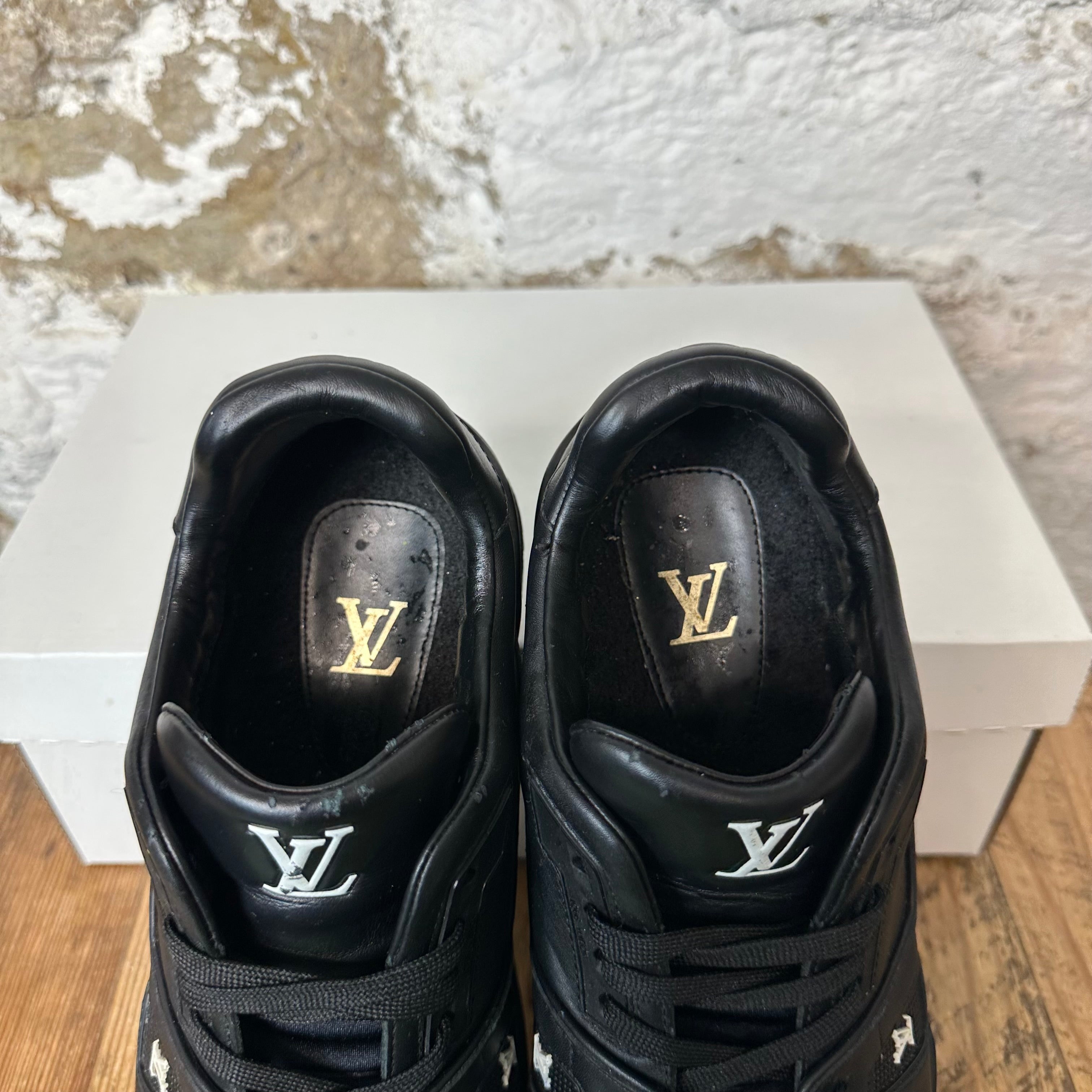 Louis Vuitton Triple Black Trainer Sneaker Sz 8.5 (7LV) No Box