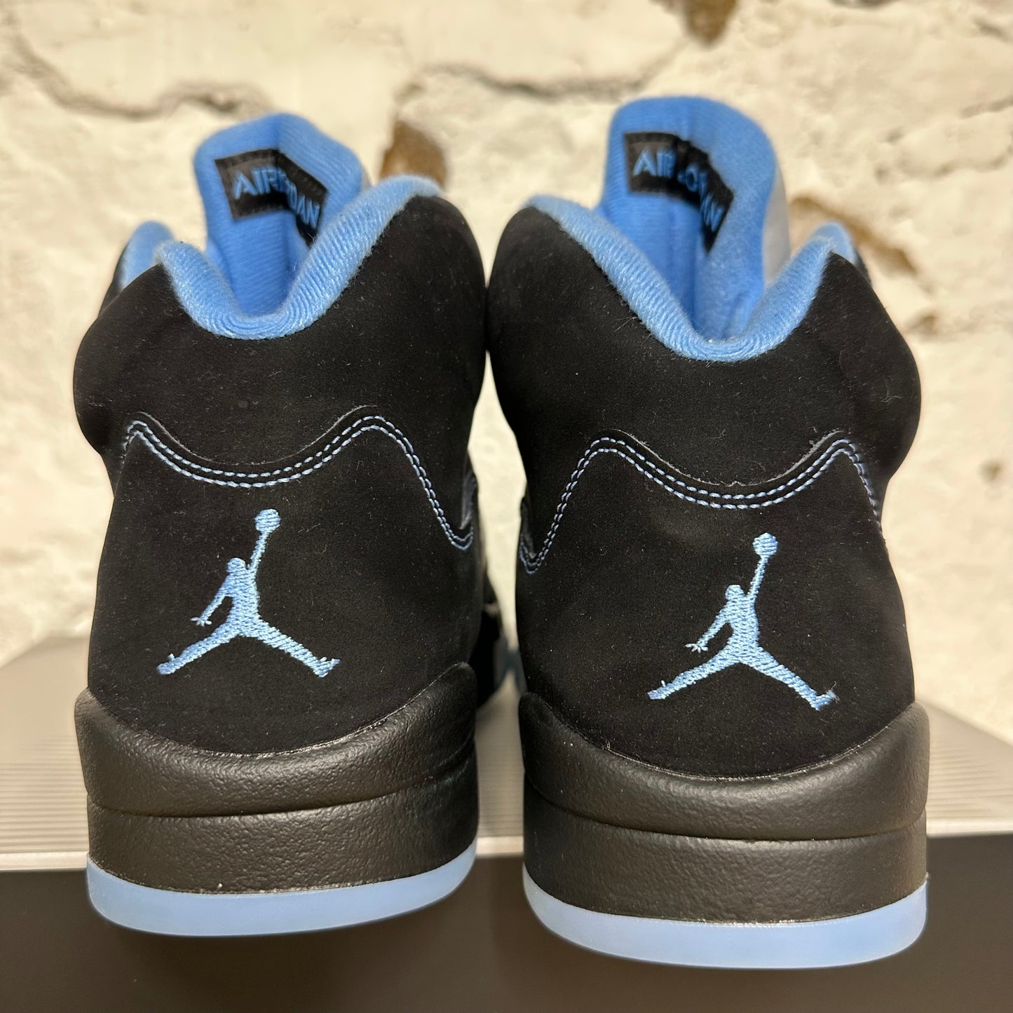 Air Jordan 5 Black University Blue Sz 9.5 DS