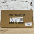 Yeezy 700 Salt Sz 11