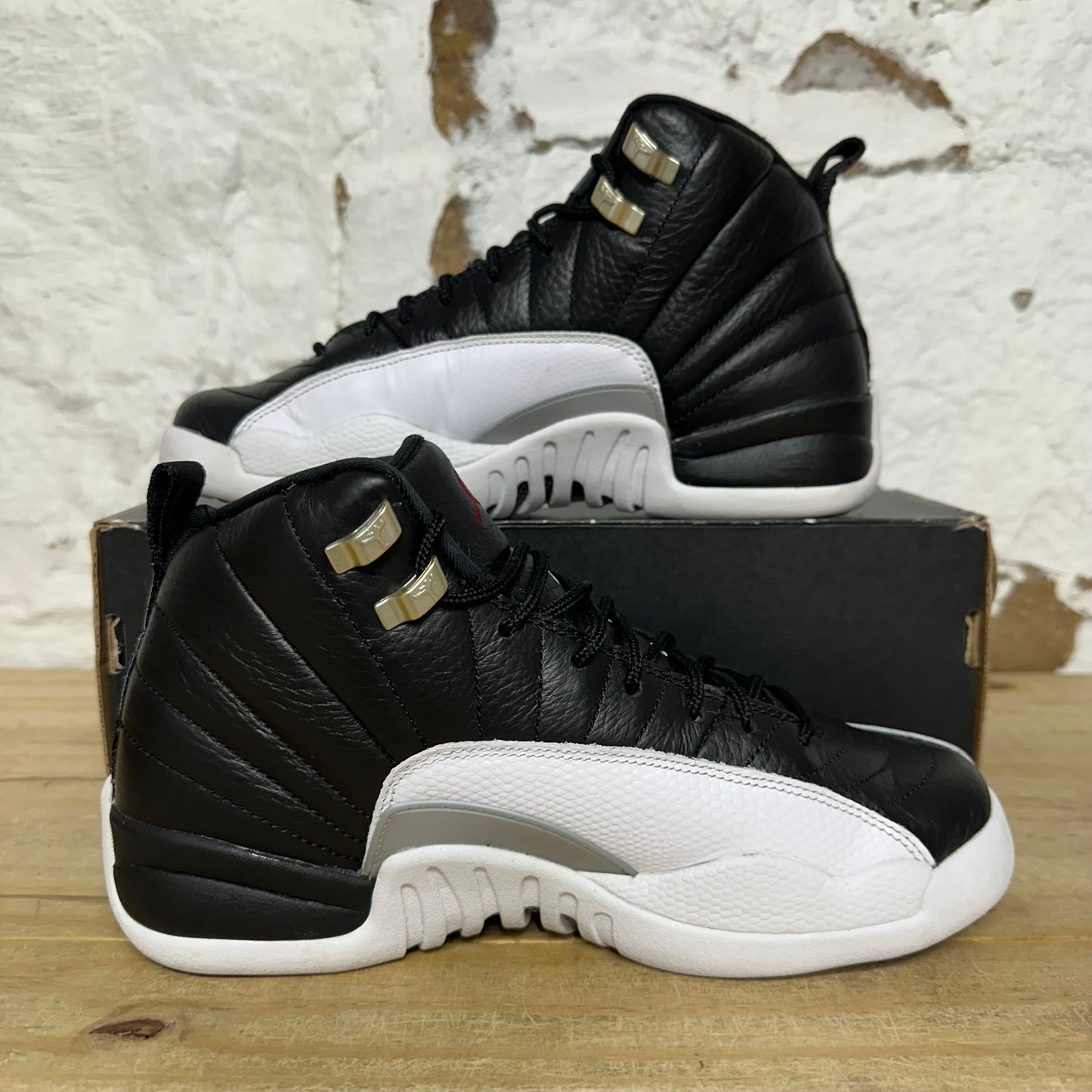 Air Jordan 12 Playoffs (2022) Sz 7Y