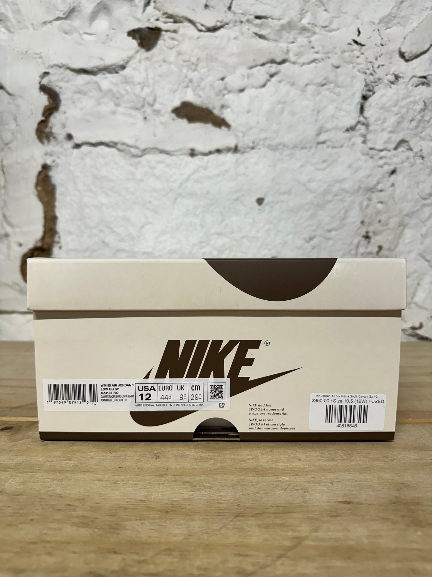 Air Jordan 1 Low Travis Scott Canary Sz 10.5 (12W)