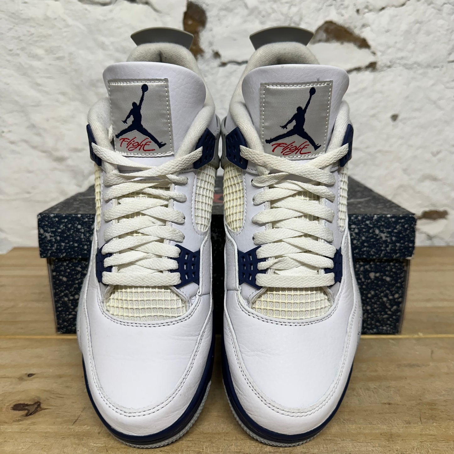 Air Jordan 4 Midnight Navy Sz 9.5