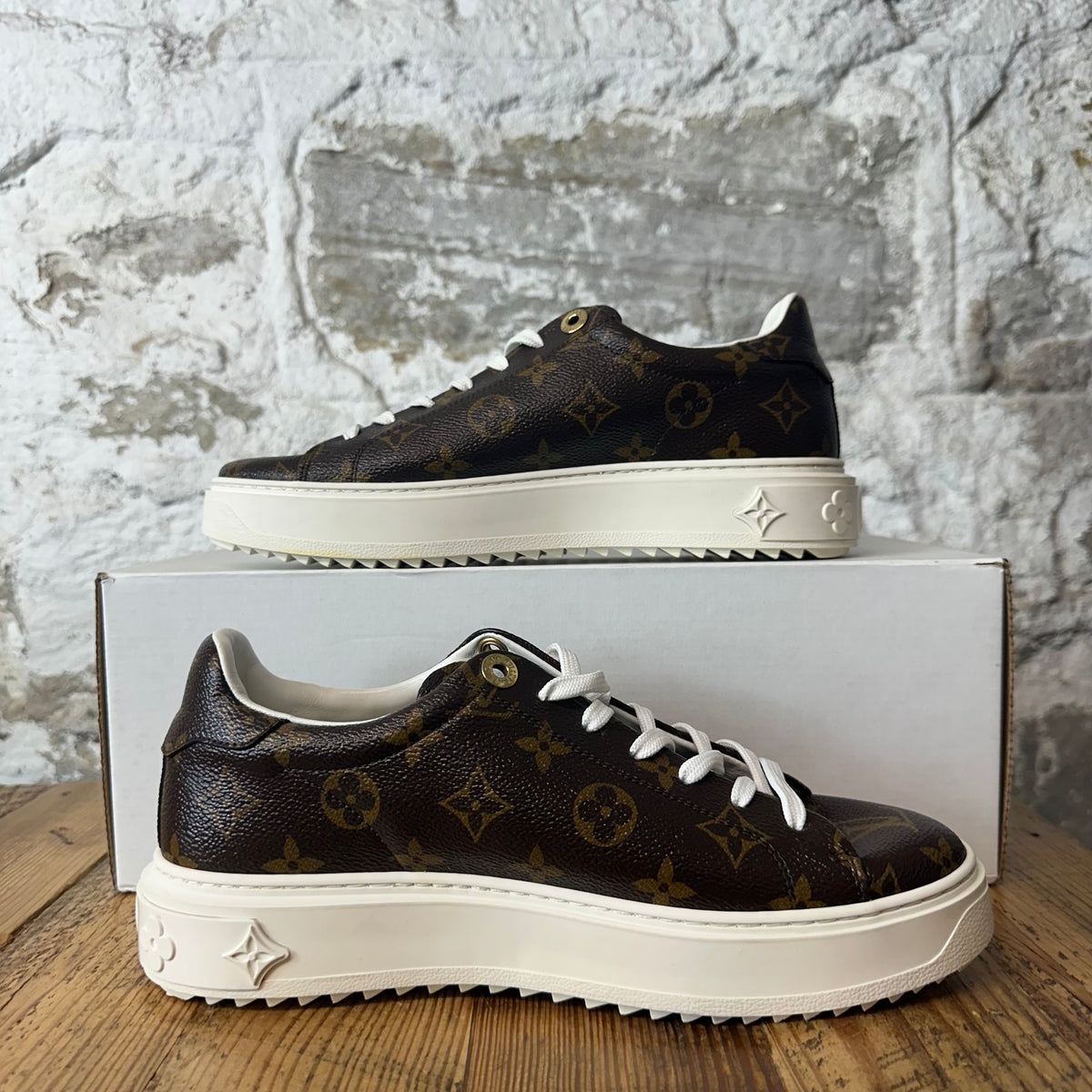 Louis Vuitton Brown Monogram Time Out White Sneaker Sz 6 (38.5)