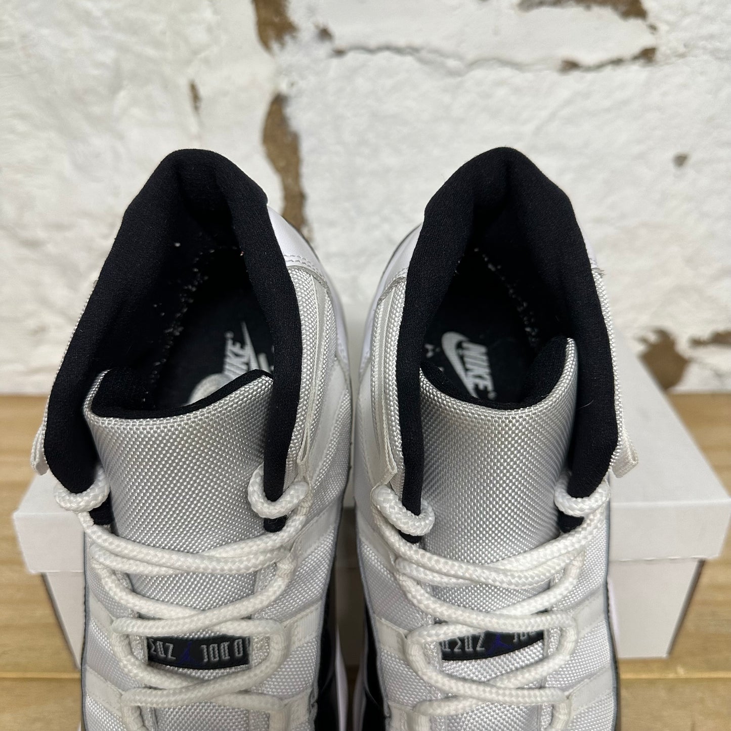 Air Jordan 11 High Concord Sz 13