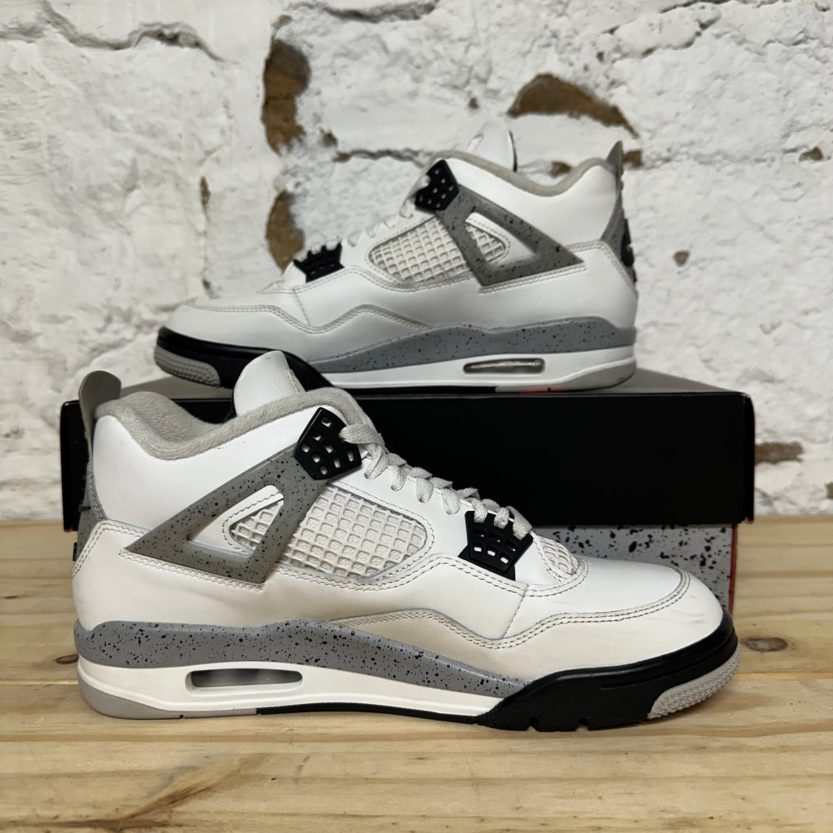 Air Jordan 4 White Cement (2025) Sz 8.5