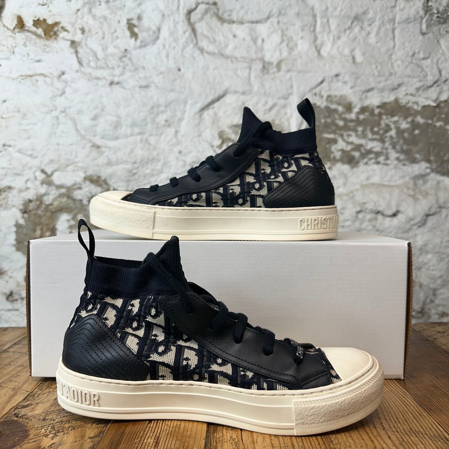 Dior Walk N Dior Navy Oblique White Sneaker Sz 5 (37)