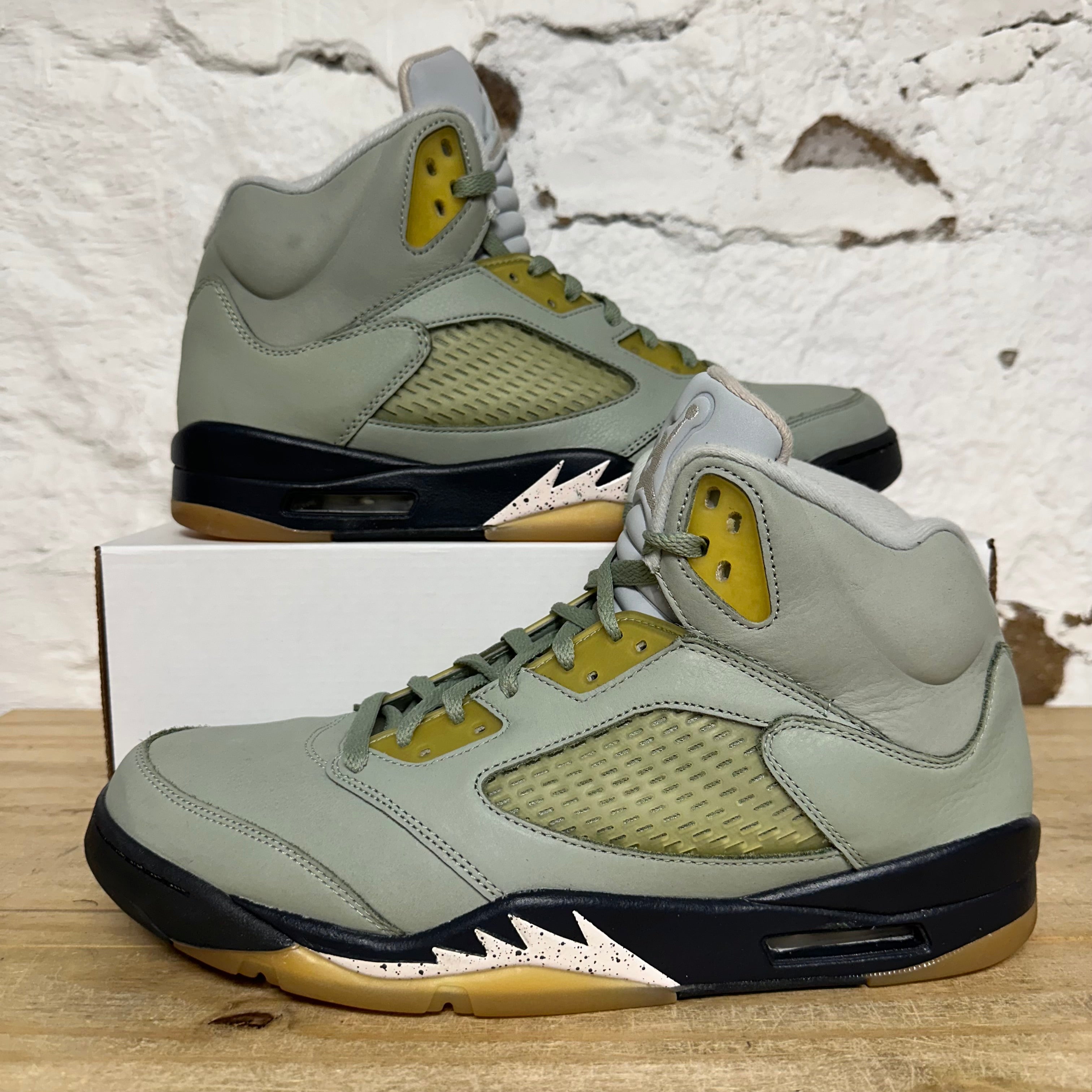 Air Jordan 5 Jade Horizon Sz 13