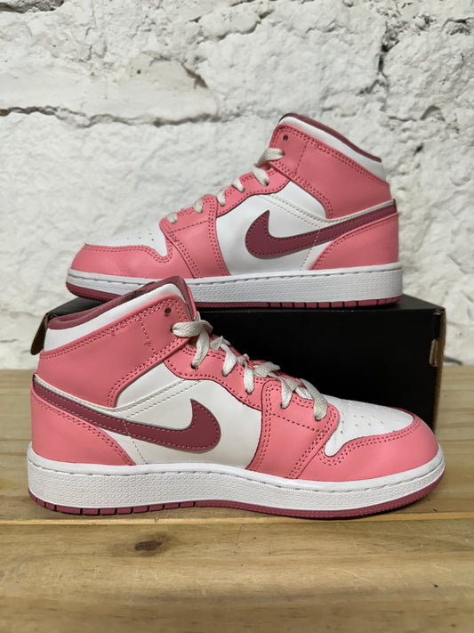 Air Jordan 1 Mid Valentines Day Sz 4.5Y