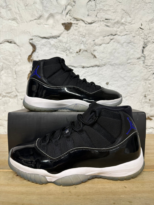 Air Jordan 11 Space Jam Sz 8