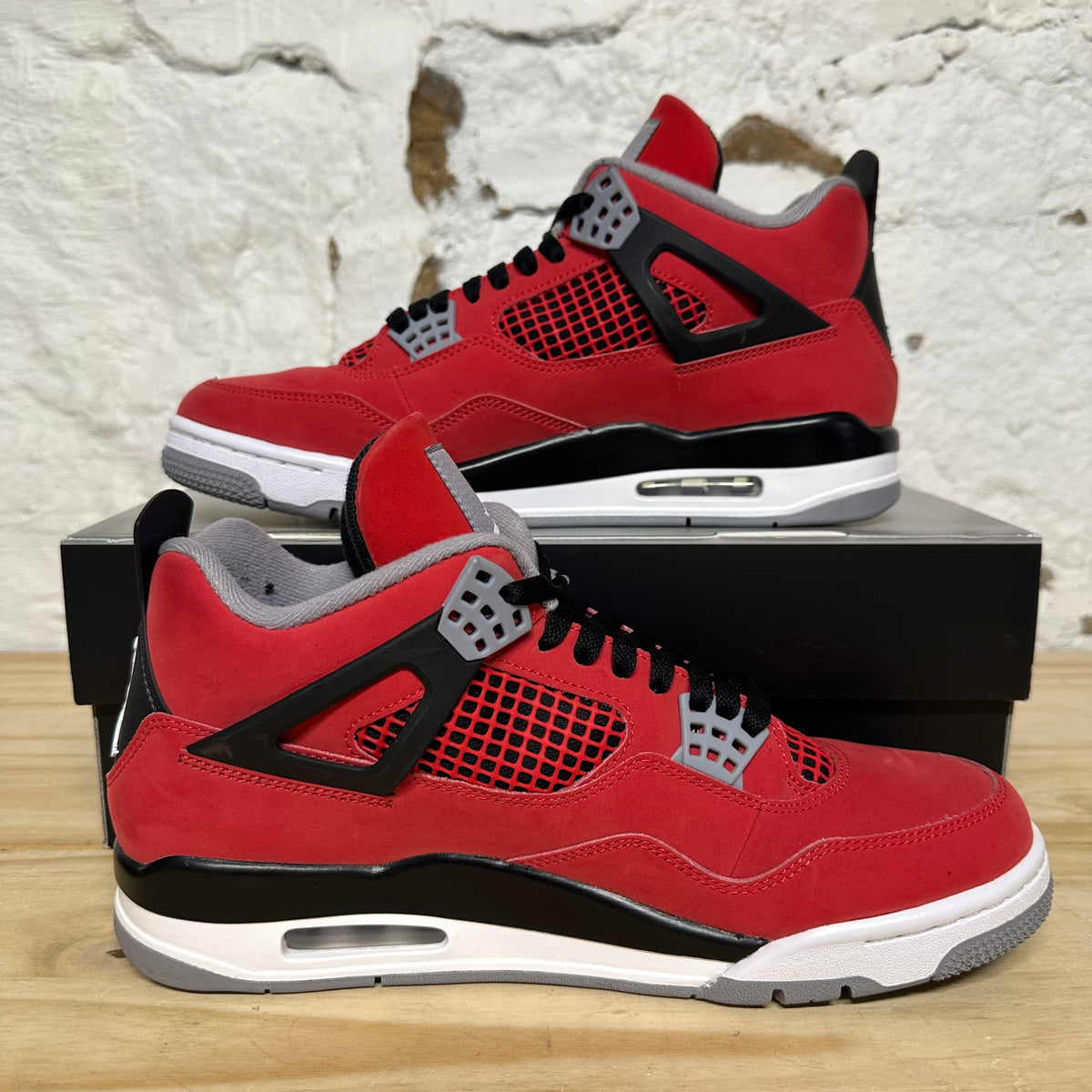 Air Jordan 4 Toro Bravo (2026) Sz 10.5
