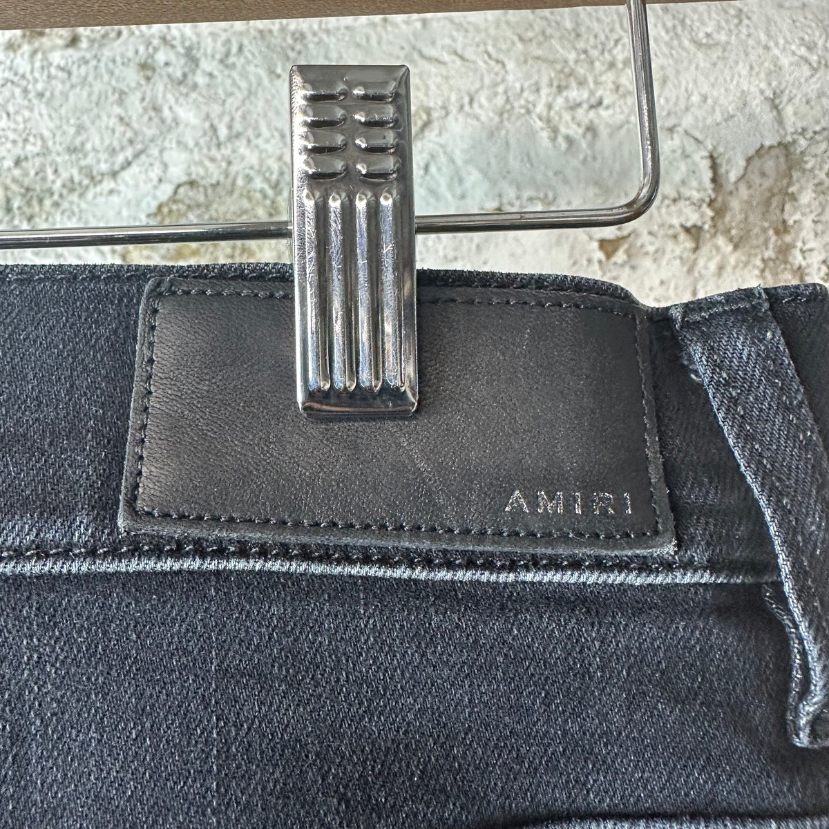 Amiri MX1 Camo Patch Black Denim Jeans Sz 29