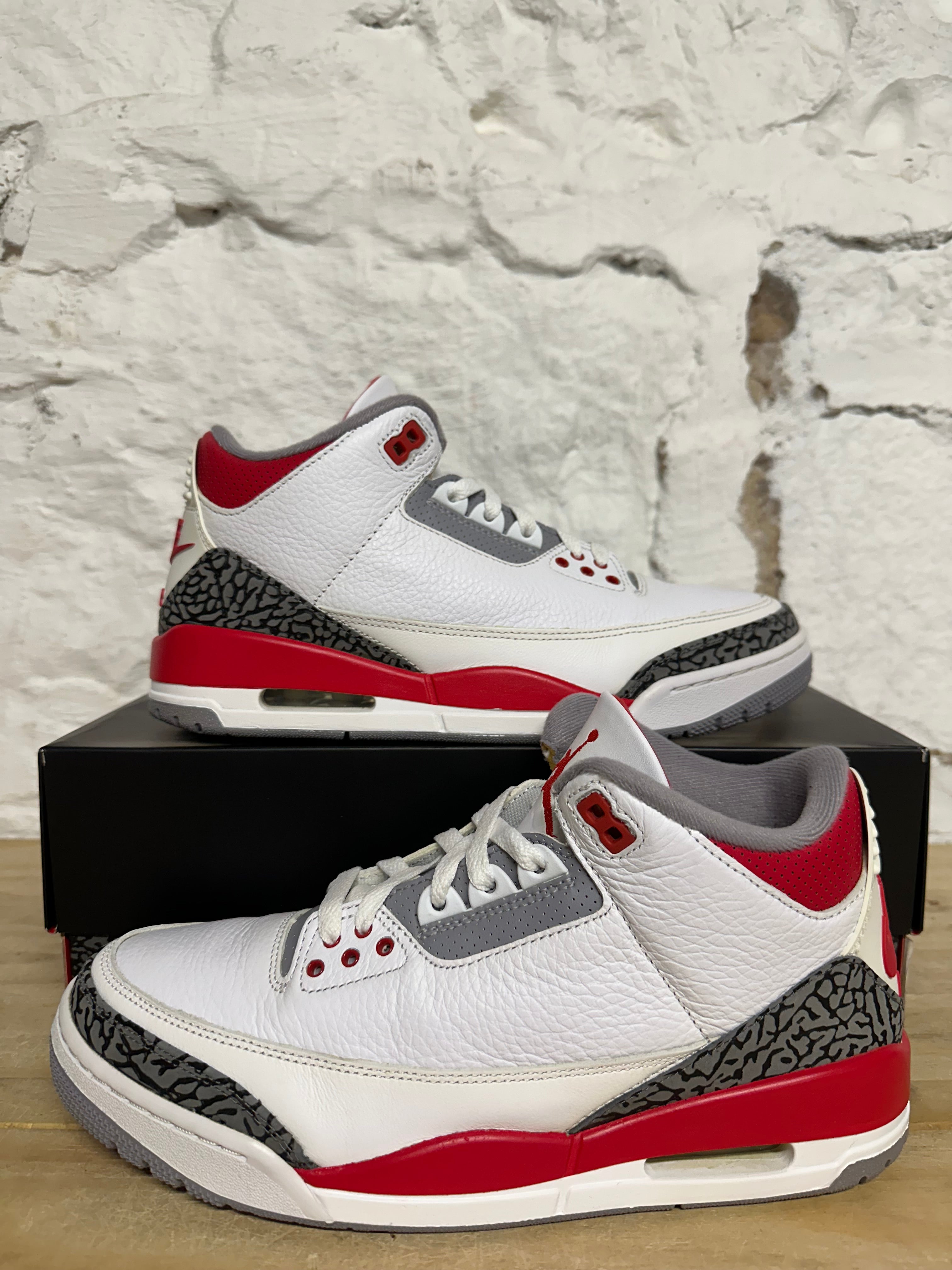 Air Jordan 3 Fire Red Sz 9.5
