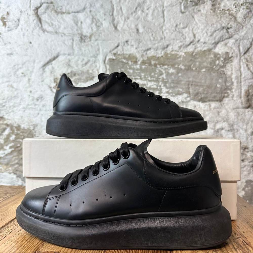 Alexander Mcqueen Triple Black Sneaker Sz 10.5 (43.5)