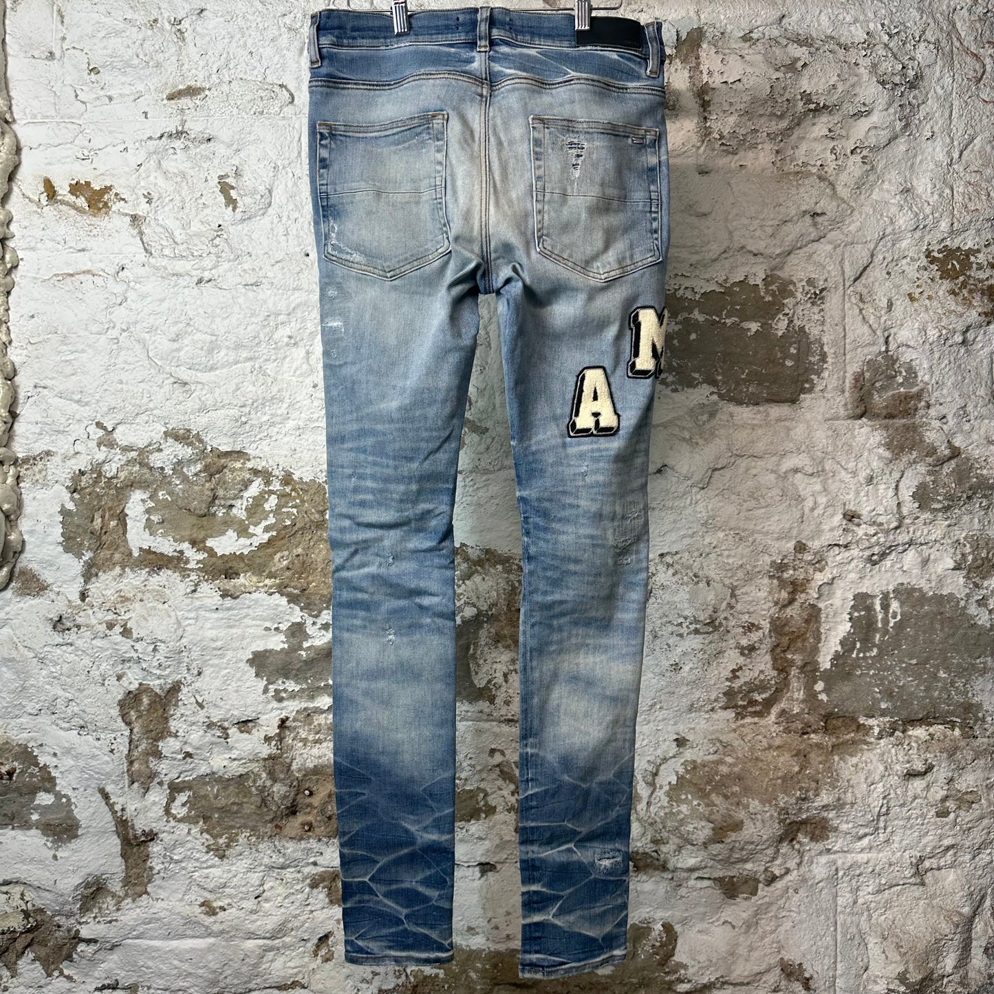 Amiri Felt Spellout Distressed Blue Denim Jeans Sz 32