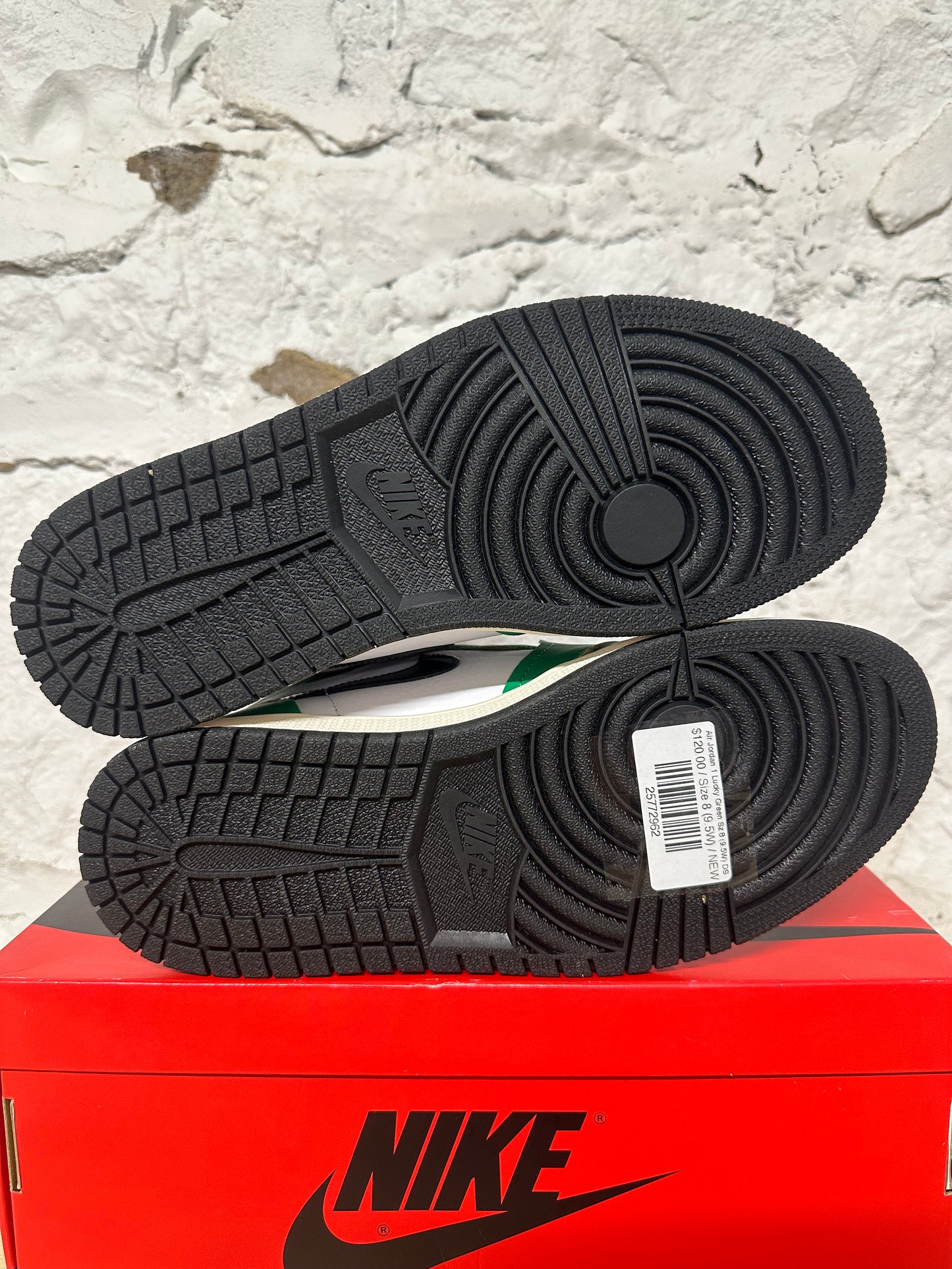 Air Jordan 1 Lucky Green Sz 8 (9.5W) DS