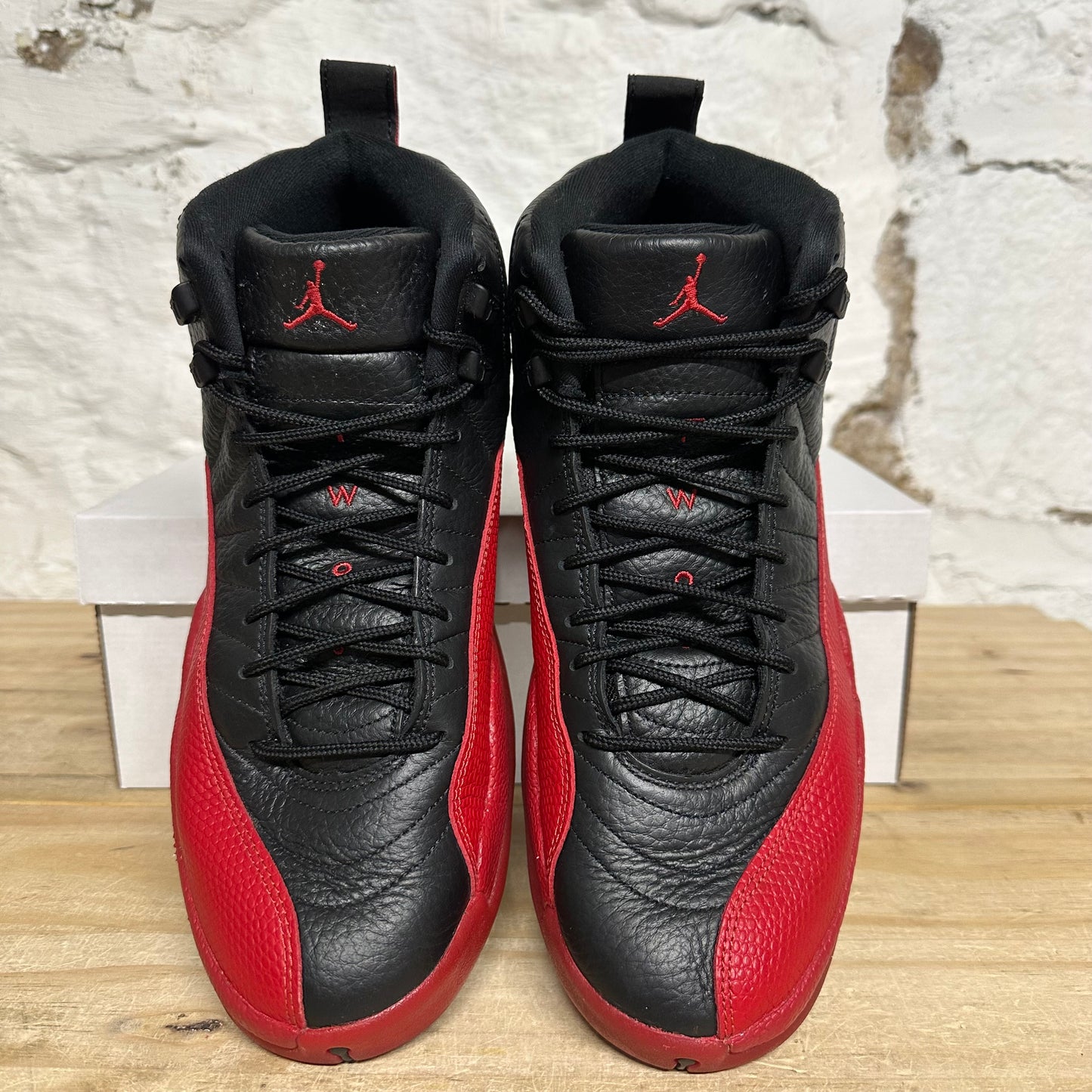 Air Jordan 12 Flu Game Sz 10.5