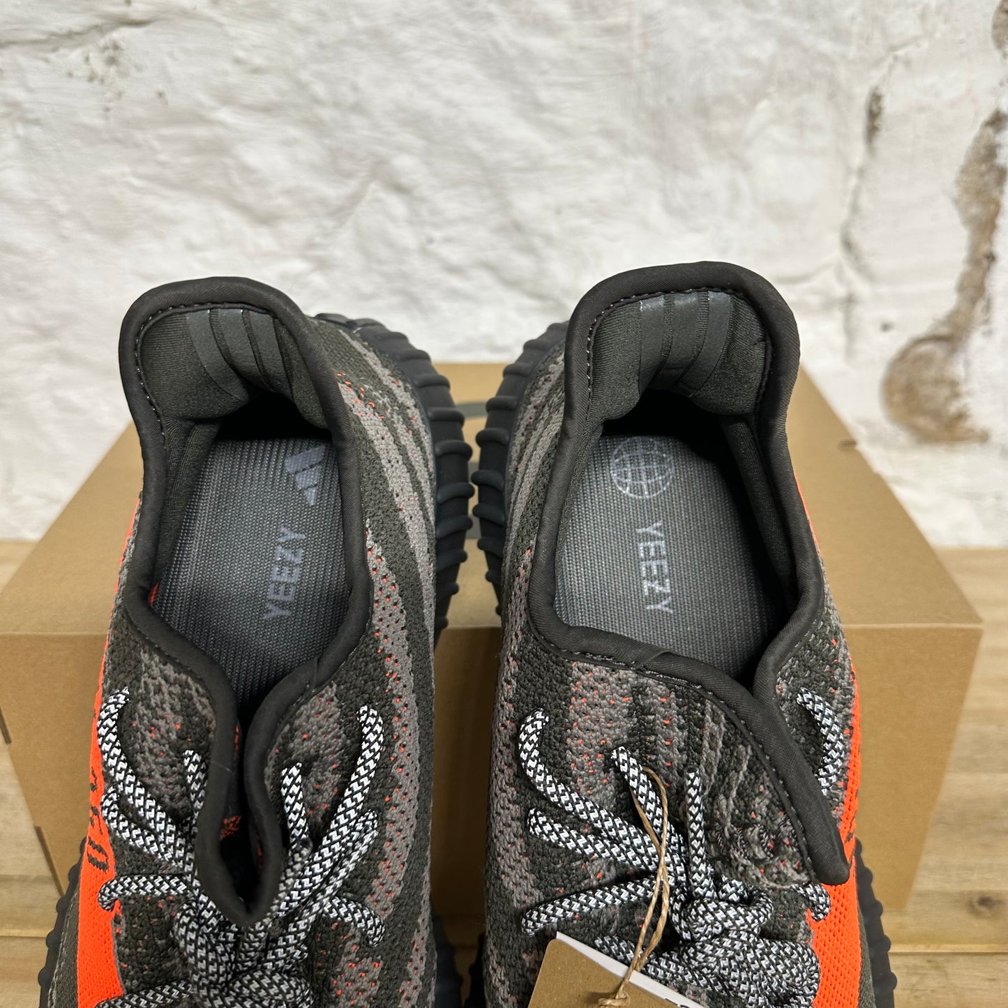 Yeezy 350 Carbon Beluga Sz 11 DS