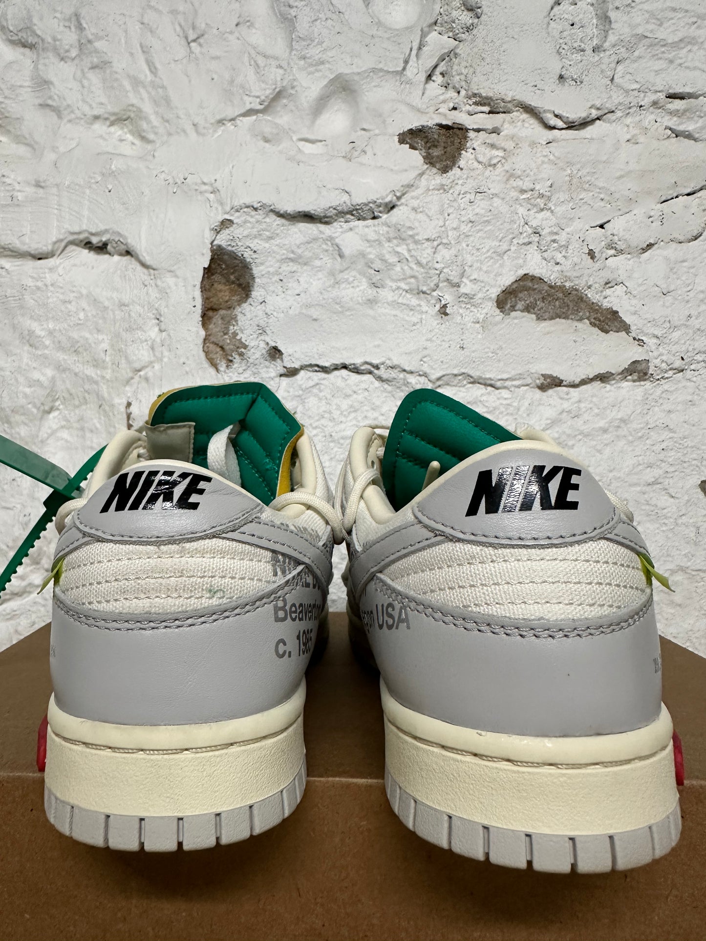 Nike Dunk Low Off-White Lot 25 Sz 8.5