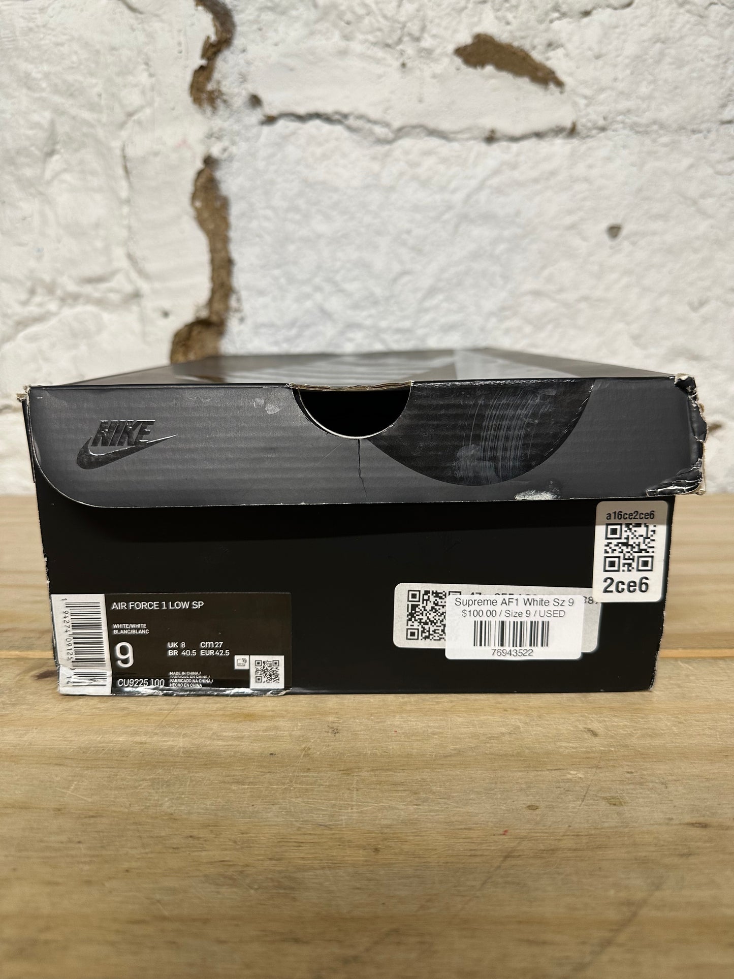 Nike Air Force 1 Low Supreme White Sz 9