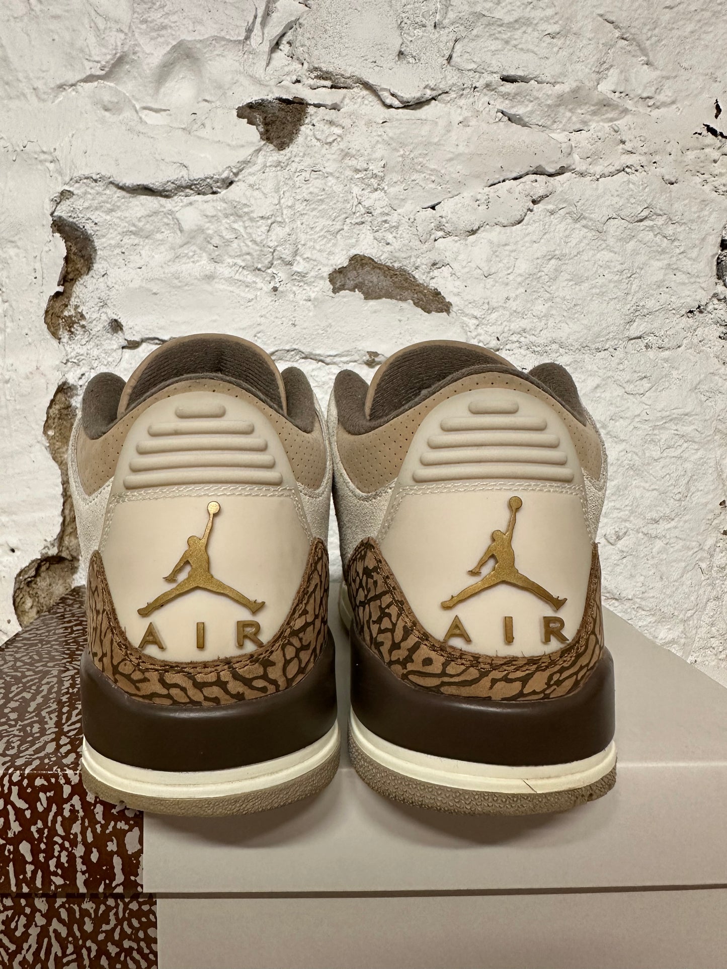 Air Jordan 3 Palomino Sz 10