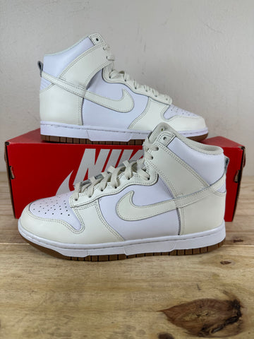 Nike Dunk High Sail Gum Sz 7(8.5W) DS